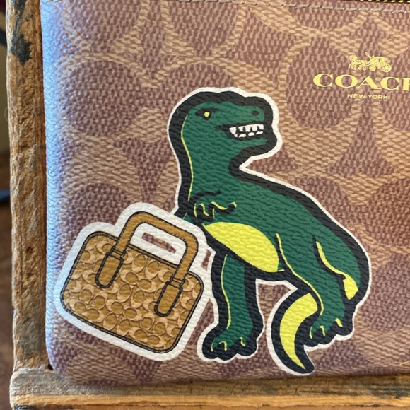 Coach Rexy corner zip wristlet - Picture 5 of 9